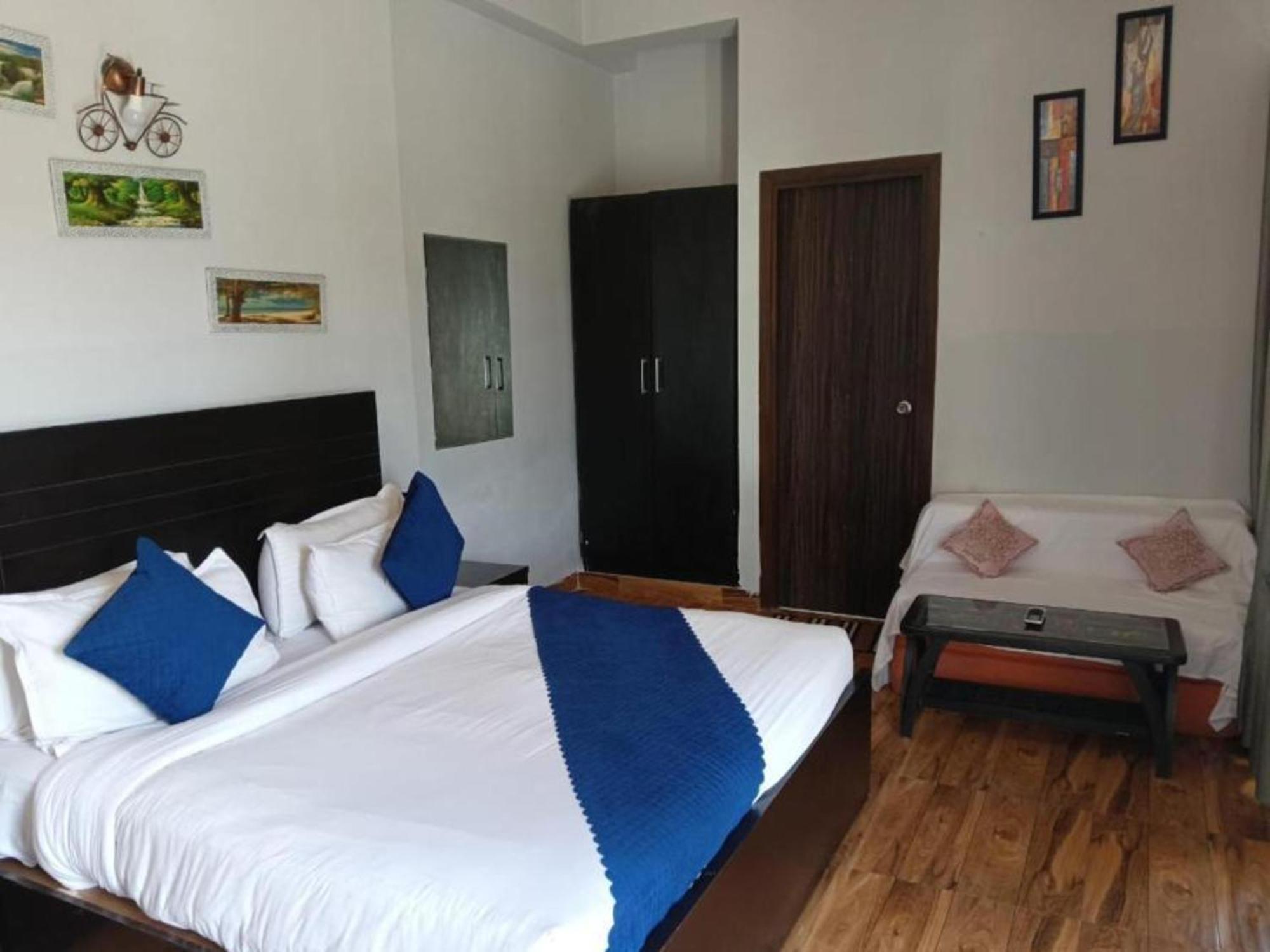 Vrindavan Dreams Hotel And Suites Экстерьер фото