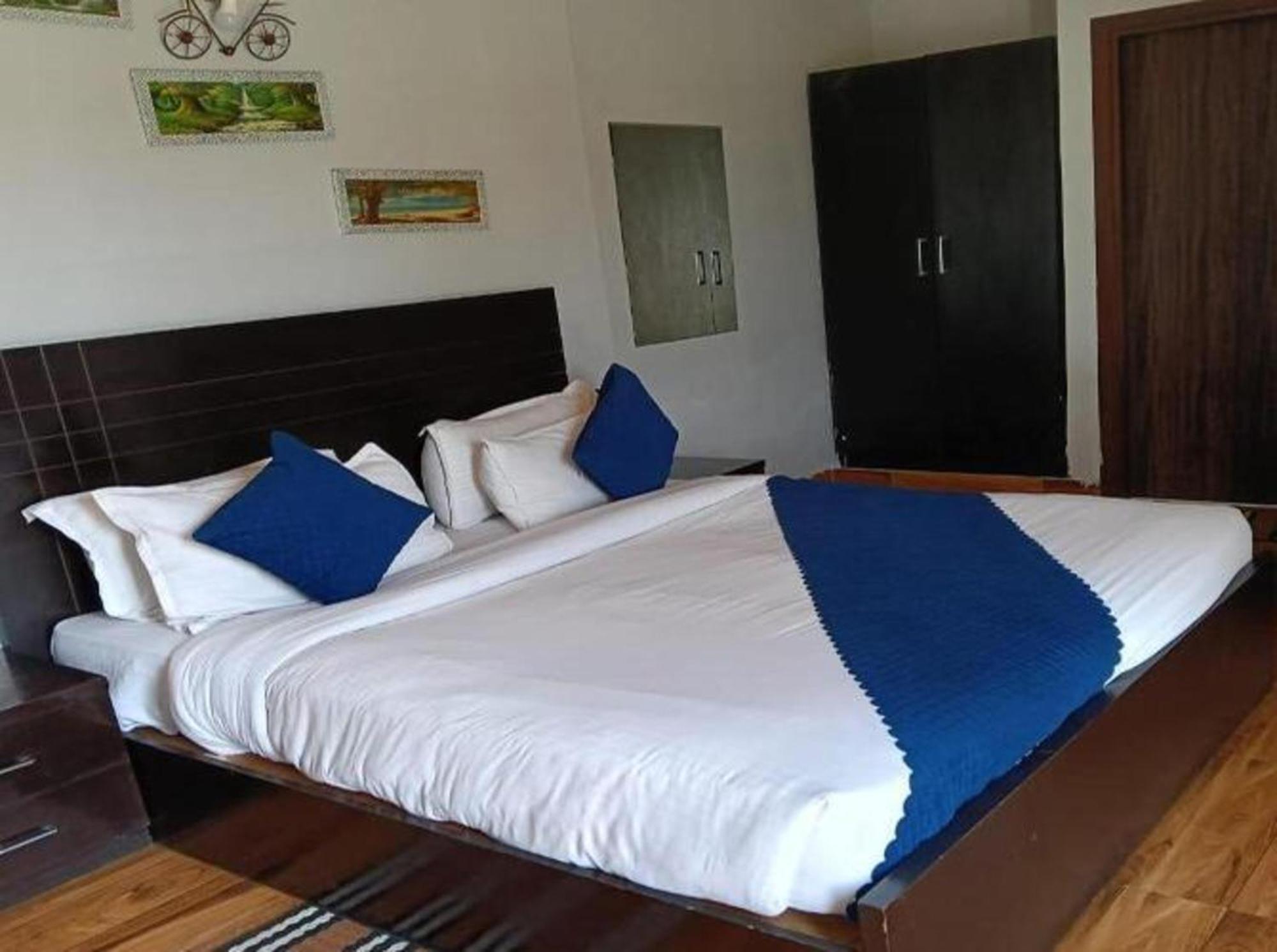 Vrindavan Dreams Hotel And Suites Экстерьер фото
