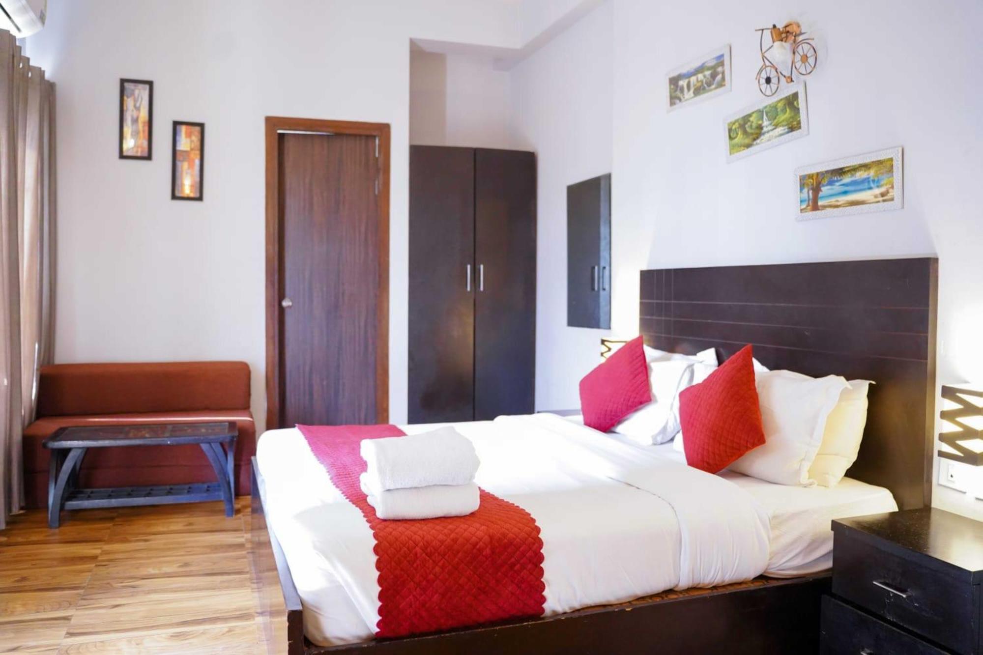 Vrindavan Dreams Hotel And Suites Экстерьер фото